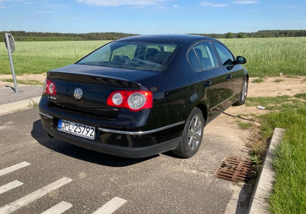 Volkswagen Passat cena 15900 przebieg: 256615, rok produkcji 2008 z Szprotawa małe 191